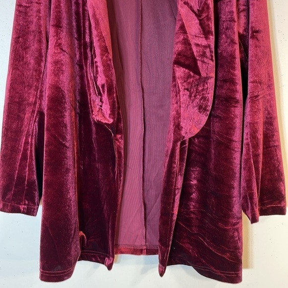 NWT. Futurino Large Burgundy Velvet Open Front Jacket. - Picture 7 of 15